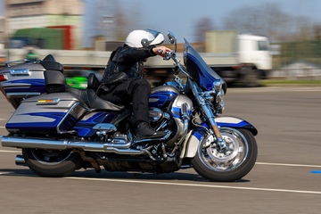 Harley-Davidson-motoschkola-0140